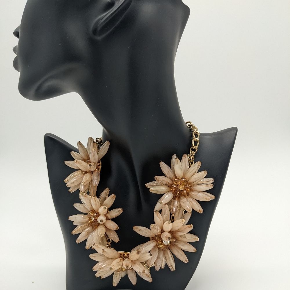 Gold Tone Light Pink Vintage Large Flower Statement.  Necklace.